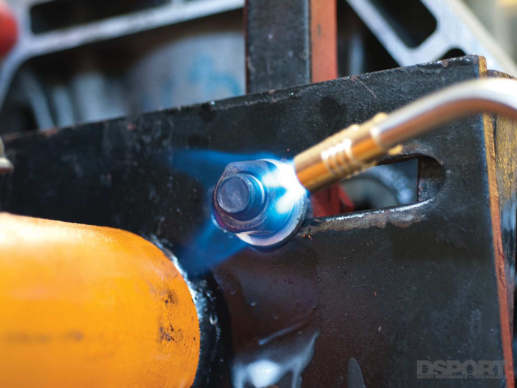 The Art Of Removing Stuck Nuts And Bolts Dsport Magazine
